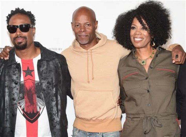 Shawn Wayans: Family Ties And Talented Siblings
