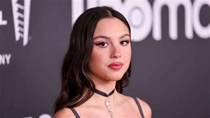 Unveiling Olivia Rodrigo's Height: The Inside Scoop