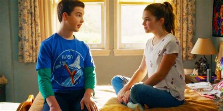 Who Portrays Missy In The Young Sheldon Series?